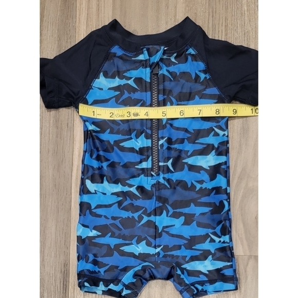 Old Navy Toddler Swimsuit - Picture 5 of 6
